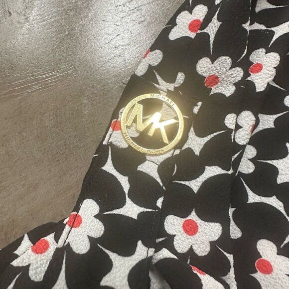 Michael Kors floral top with 1/2 tab roll up sleeves. - Picture 3 of 6